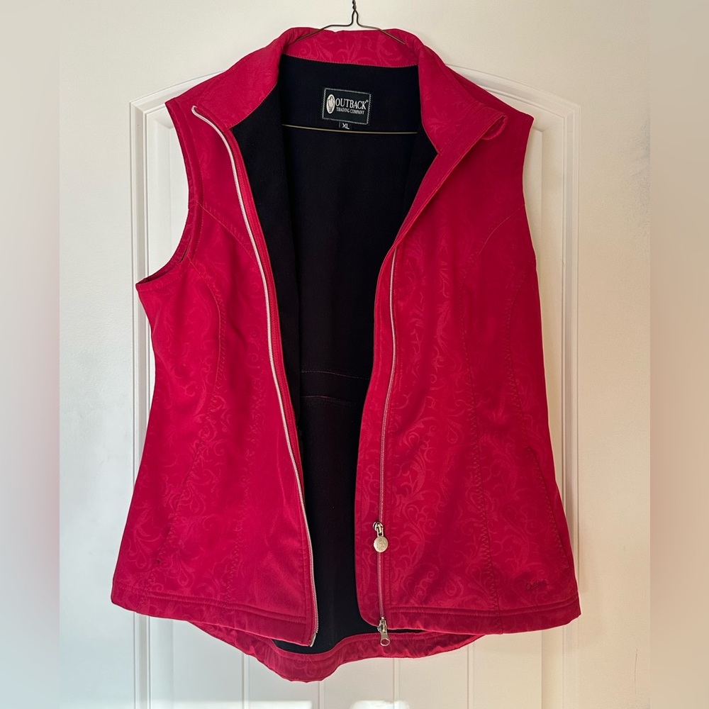Pink Outback XL vest